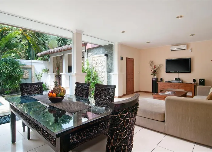 6br Sensel - Minggu Villa Seminyak