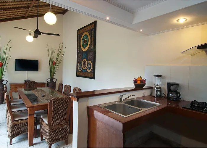 6br Sensel - Minggu Villa *
